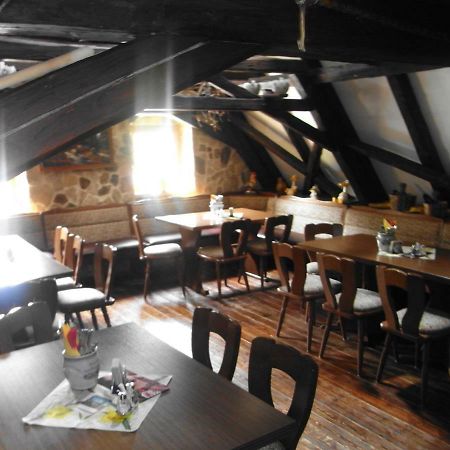 Restaurant & Pension "Bauernhof Zum Silberbergwerk" Limbach-Oberfrohna Екстер'єр фото