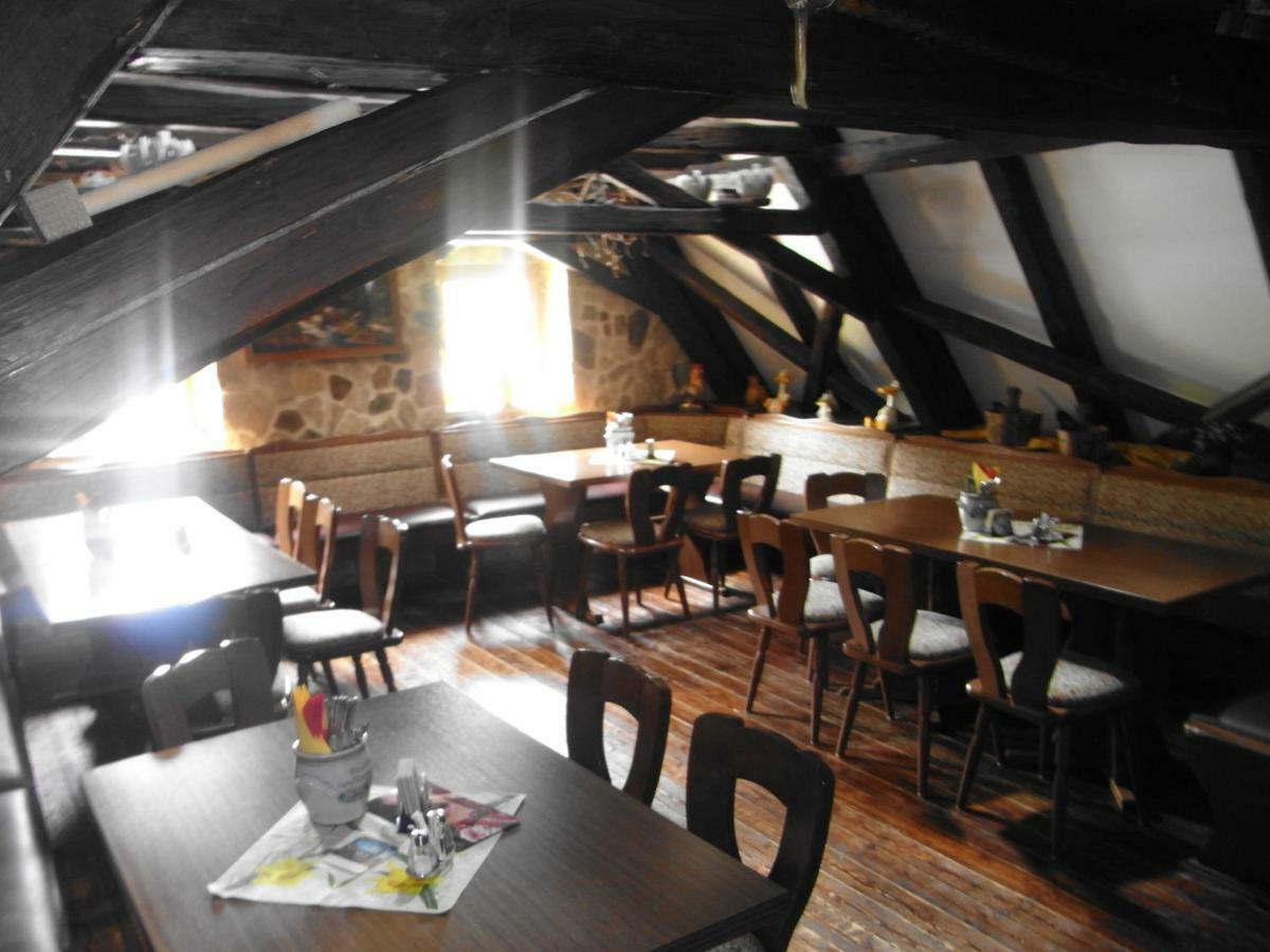 Restaurant & Pension "Bauernhof Zum Silberbergwerk" Limbach-Oberfrohna Екстер'єр фото